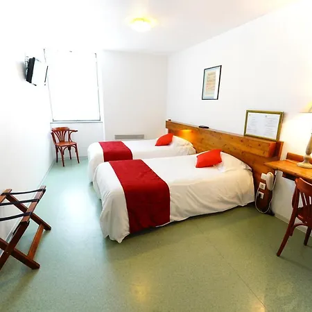 Logis Le Relais Des Remparts Hotel